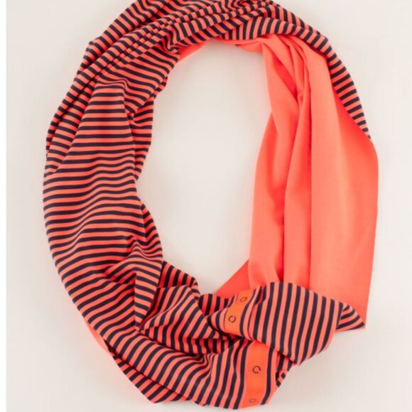 Lululemon Vinyasa Scarf - Picture 3 of 6